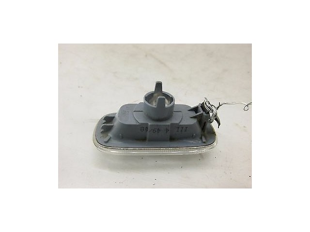 2009 AUDI A4 CABRIOLET 2.0T OEM LEFT FRONT FENDER SIDE MARKER LIGHT 8E0 949 127