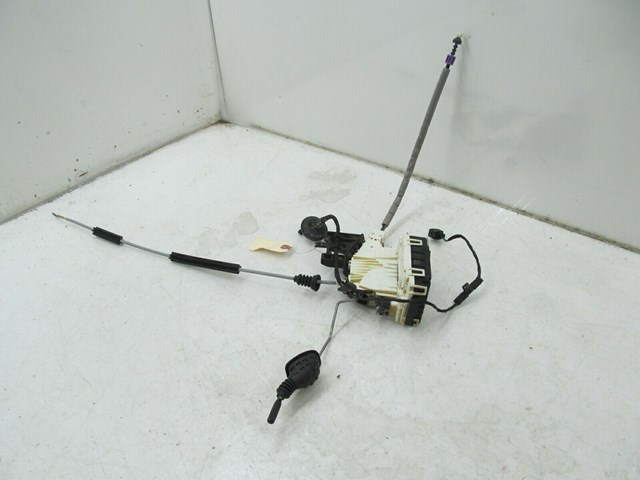 2012-2015 MERCEDES C350 COUPE OEM RIGHT FRONT PASSENGER DOOR LOCK ACTUATOR