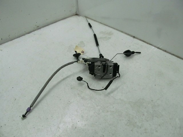 2012-2015 MERCEDES C350 COUPE OEM RIGHT FRONT PASSENGER DOOR LOCK ACTUATOR