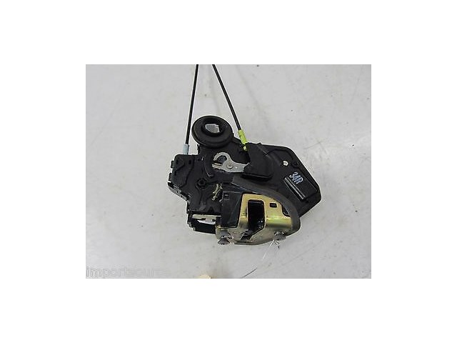 2003-2008 TOYOTA COROLLA OEM RIGHT REAR DOOR LOCK ACTUATOR 