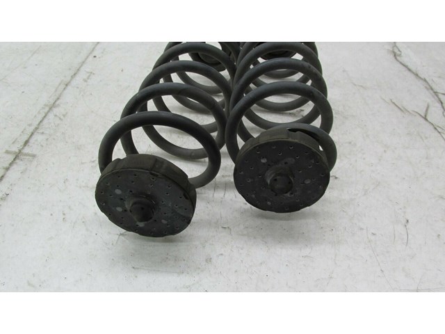 2009-2012 AUDI Q5 8R OEM REAR SUSPENSION COIL SPRINGS SET OF 2 