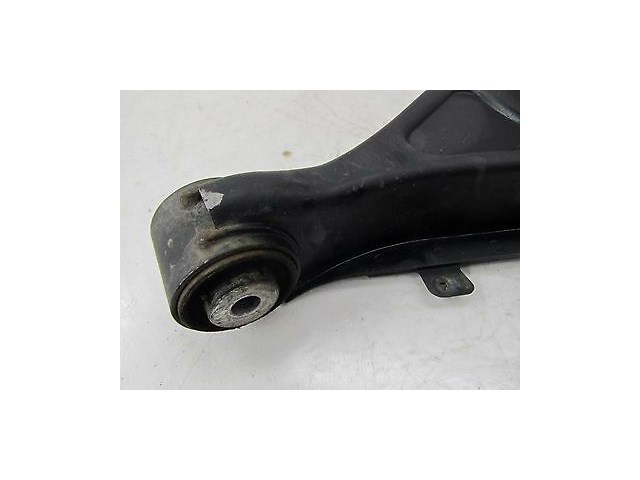 2004-2005 MERCEDES BENZ CLK500 W209 OEM LEFT REAR LOWER CONTROL ARM SPRING PERCH