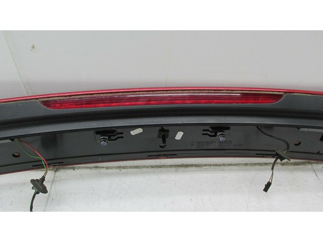 2009-2012 AUDI Q5 8R OEM REAR LIFT GATE  HATCH TOP SPOILER THIRD BRAKE LIGHT    