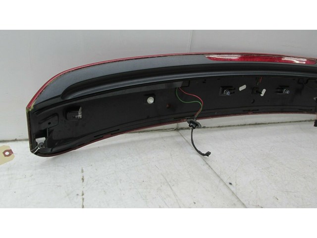 2009-2012 AUDI Q5 8R OEM REAR LIFT GATE  HATCH TOP SPOILER THIRD BRAKE LIGHT    