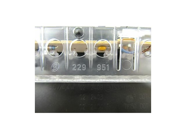 2008-2010 BMW 535xi 528 E60 OEM CENTER REAR ROOF THIRD BRAKE LIGHT LAMP LED 