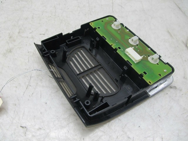 2007-2010 BMW 328xi E90 OEM REAR UPPER DOME LIGHT 6 936 148 