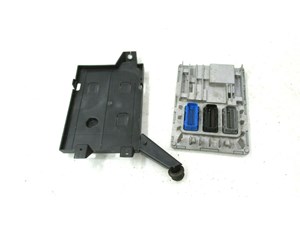 2017-2019 BUICK LACROSSE OEM  3.6L ENGINE COMPUTER ECU WITH BRACKET        