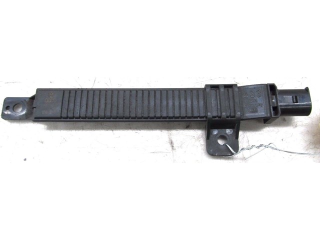 2004-2007 VOLKSWAGEN TOUAREG OEM RIGHT REAR TPS TIRE PRESSURE SENSOR 