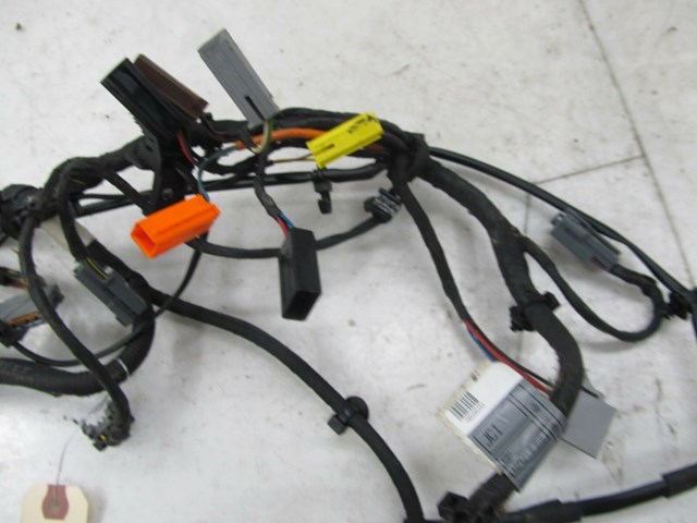 2006-2013 VOLVO C70 T5 OEM LEFT FRONT DRIVER SEAT WIRING HARNESS PLUGS