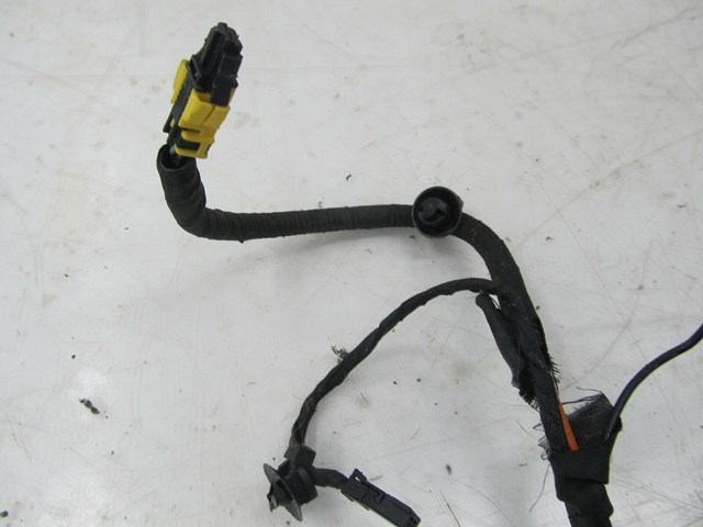 2006-2013 VOLVO C70 T5 OEM LEFT FRONT DRIVER SEAT WIRING HARNESS PLUGS