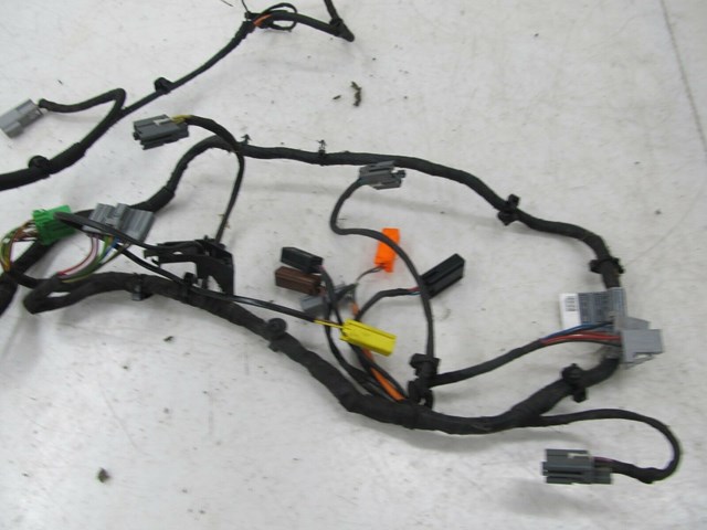 2006-2013 VOLVO C70 T5 OEM LEFT FRONT DRIVER SEAT WIRING HARNESS PLUGS
