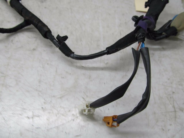 2001-2006 LEXUS LS430 OEM LEFT FRONT DRIVER SEAT WIRING HARNESS 8219250161