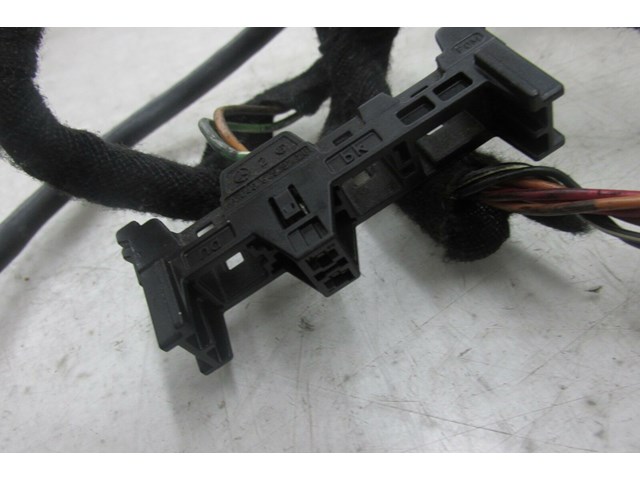 2007-2012 MERCEDES GL450 X164 OEM RIGHT FRONT SEAT PIGTAIL WIRING HARNESS