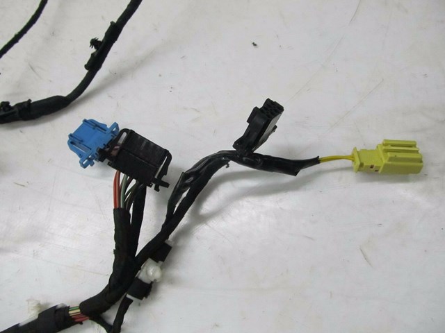2004-2008 AUDI A8L W12 OEM LEFT FRONT DRIVER UPPER SEAT WIRING HARNESS PLUGS