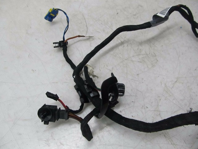 2004-2008 AUDI A8L W12 OEM LEFT FRONT DRIVER UPPER SEAT WIRING HARNESS PLUGS