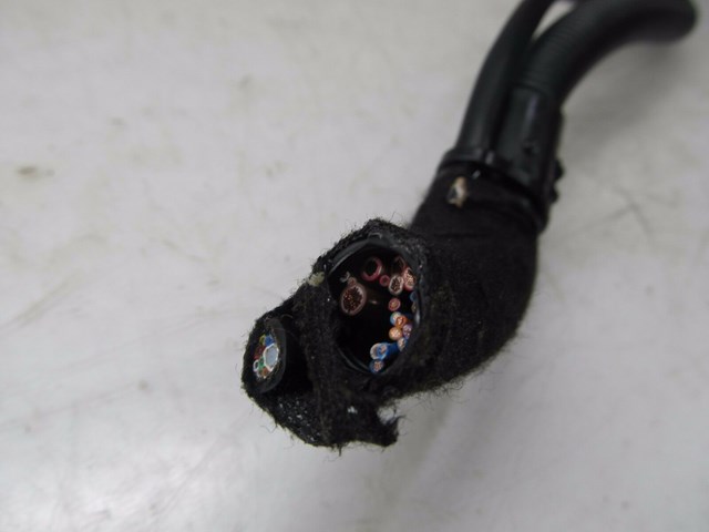 2004-2008 AUDI A8L W12 OEM RIGHT FRONT PASS. SEAT PLUG PIGTAIL WIRING HARNESS