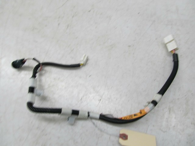  2007-2011 LEXUS GS350 OEM FRONT UNDER DASH SENSOR LIGHT WIRING 82142-30060