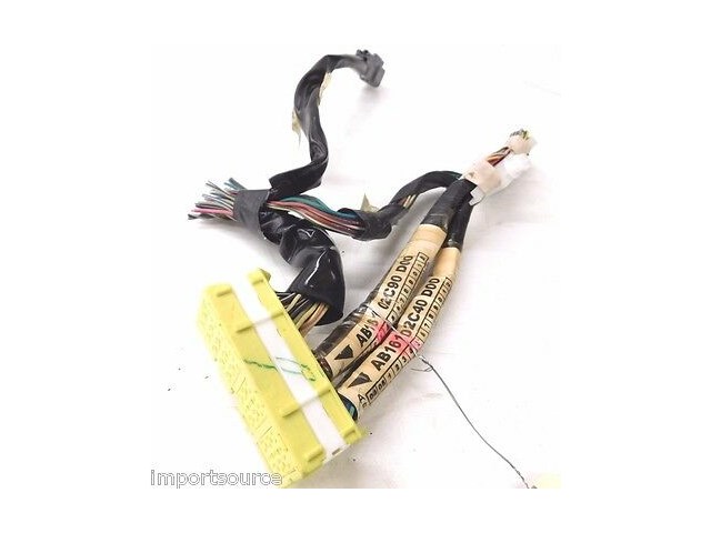 2003-2008 TOYOTA COROLLA OEM FRONT ABS PLUG WIRING PIGTAIL AB16102C90D00