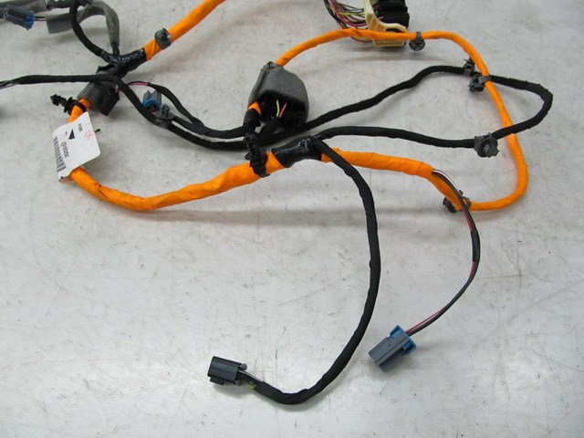 2013-2017 CHEVY TRAVERSE OEM RIGHT PASSENGER UNDER DASH CENTER CONSOLE WIRING
