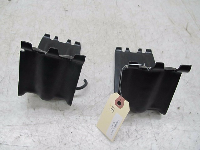 2007-2013 CHEVROLET TAHOE OEM LEFT REAR TIRE HOLDER CHUCKS PAIR (2)