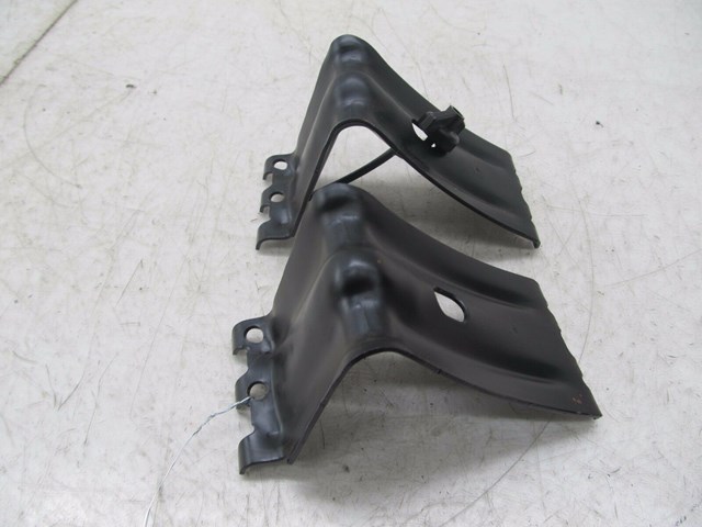 2007-2013 CHEVROLET TAHOE OEM LEFT REAR TIRE HOLDER CHUCKS PAIR (2)