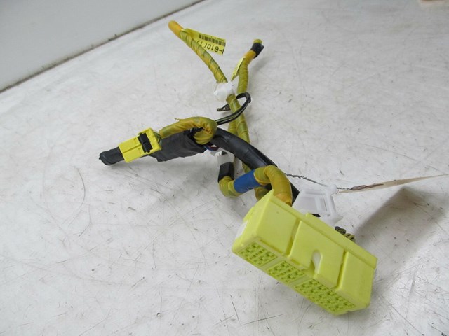 2012-2014 SUBARU IMPREZA OEM FRONT CENTER AIRBAG COMPUTER PLUG WIRING PIGTAIL 