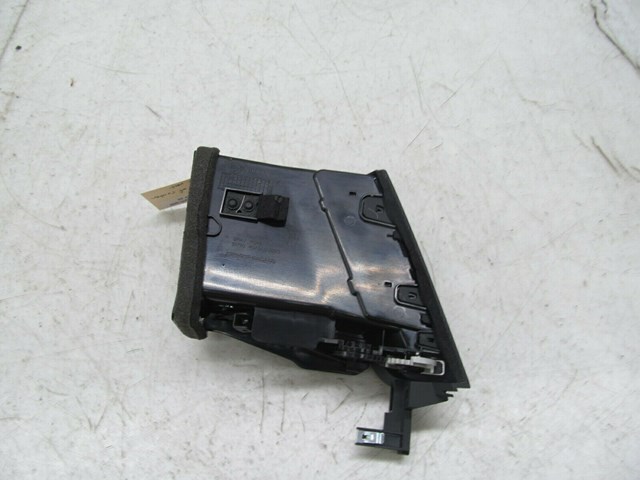 2014-2018 INFINITI Q50 OEM RIGHT SIDE CENTER DASH A/C AIR VENT 68751 4GA0A