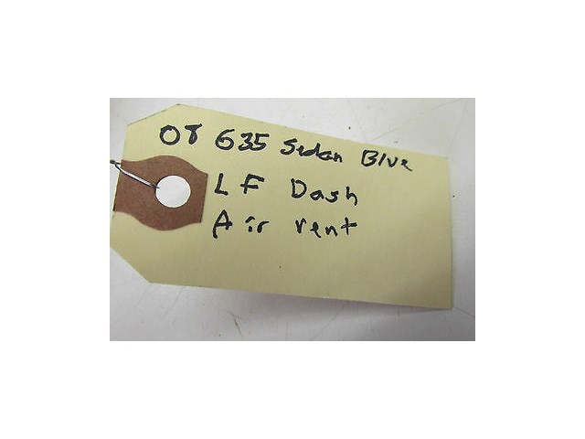 2007-2008 INFINITI G35 SEDAN RWD OEM LEFT FRONT DASH A/C AIR VENT 