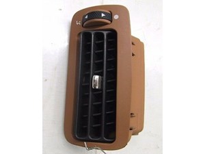 2004-2008 MASERATI QUATTROPORTE M139 OEM LEFT DRIVER SIDE B PILLAR A/C AIR VENT
