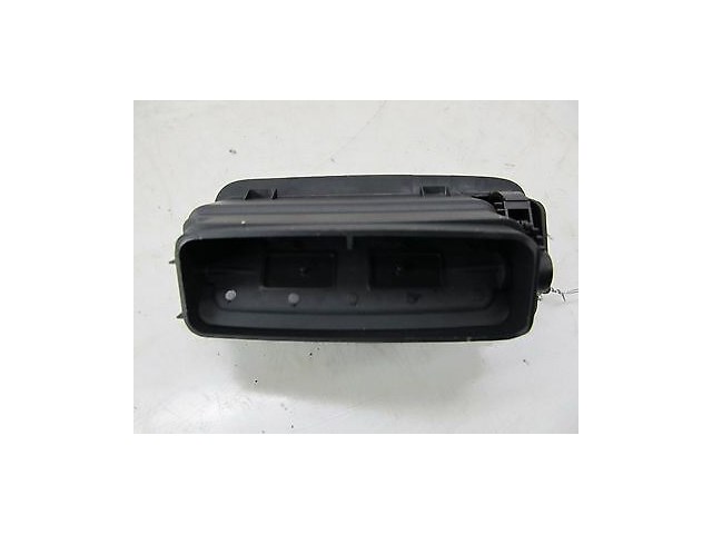 2004-2008 MASERATI QUATTROPORTE M139 OEM RIGHT SIDE B-PILLAR A/C AIR VENT