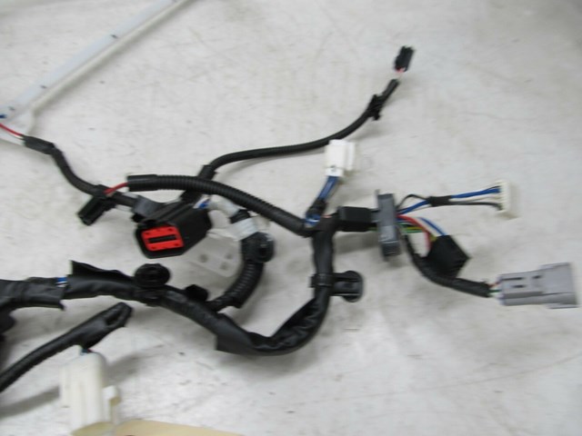 2007-2011 LEXUS GS350 OEM RIGHT FRONT PASSENGER SEAT WIRING HARNESS PLUGS