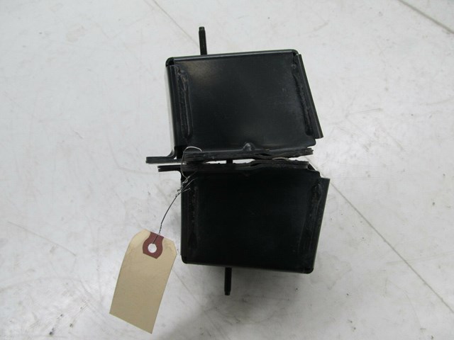 2001-2006 LEXUS LS430 OEM REAR BUMPER REINFORCEMENT BAR SUPPORT BRACKETS