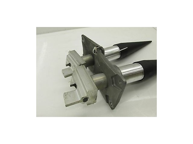 2004-2006 AUDI A8 L QUATTRO D3 OEM REAR BUMPER REINFORCEMENT IMPACT ABSORBER SET