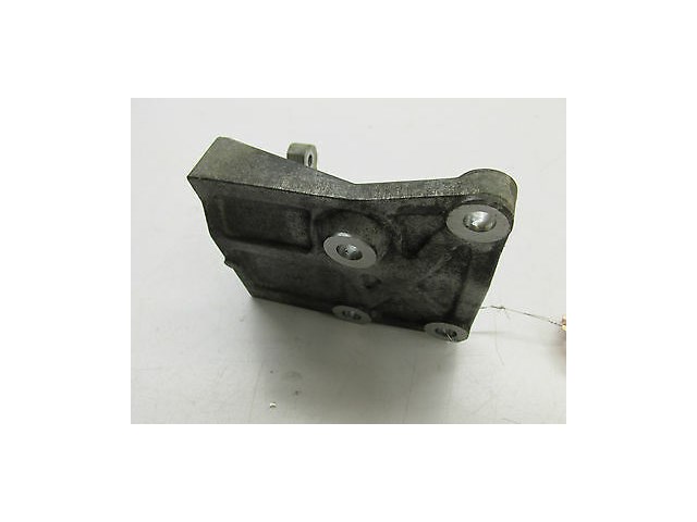 2006-2009 INFINITI M45 OEM RIGHT FRONT ALTERNATOR GENERATOR MOUNT BRACKET