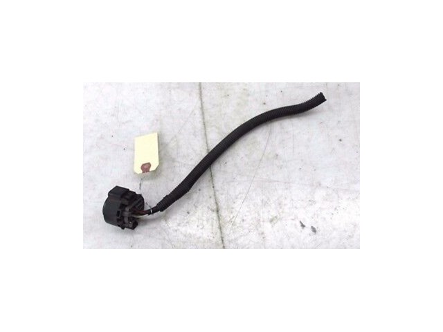 2004-2007 INFINITI QX56 OEM REAR HITCH CURT PLUG PIG TAIL