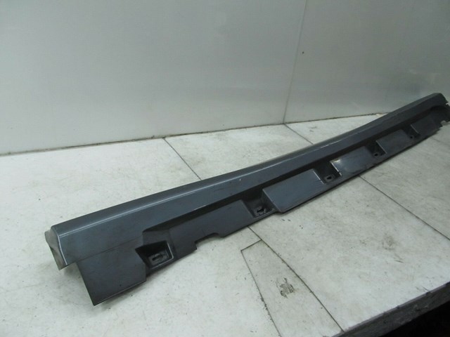 2005-2009 SAAB 9-5 OEM RIGHT SIDE ROCKER PANEL SIDE SKIRT 