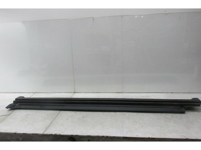  2003-2006 RANGE ROVER HSE OEM LEFT SIDE DRIVER SIDE ROCKER PANEL SIDE SKIRT