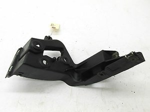 2004-2006 AUDI A8 L QUATTRO D3 OEM LEFT REAR SIDE SKIRT MOUNTING BRACKET