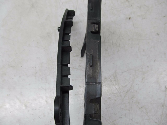 2013-2015 PORSCHE BOXSTER 981 OEM LEFT REAR SIDE SKIRT RETAINER BRACKETS (2)