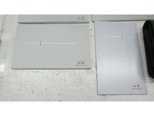 2013 INFINITI M37 OEM OWNERS MANUAL BOOKLETS  WITH STORAGE POUCH  