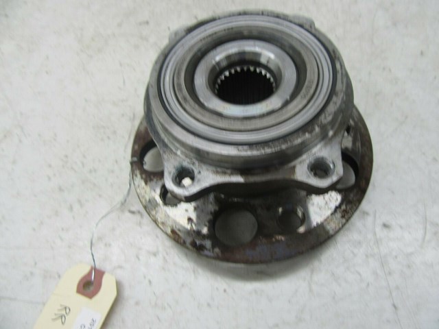 2012-2015 MERCEDES C250 COUPE W204 OEM RIGHT REAR WHEEL HUB BEARING