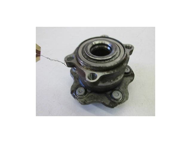 2009 INFINITI G37X SEDAN AWD OEM LEFT REAR DRIVER SIDE WHEEL HUB BEARING