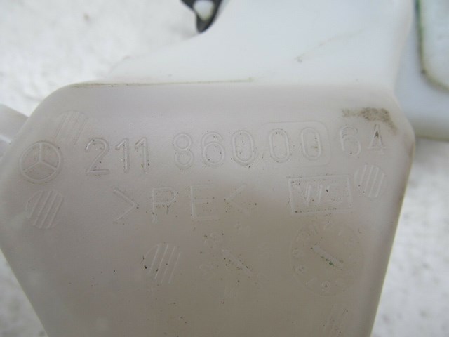 2003-2006 MERCEDES E500 W211 OEM RIGHT FRONT WINDSHIELD WIPER BOTTLE NECK TUBE 