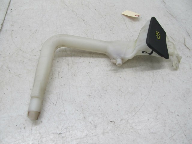 2003-2006 MERCEDES E500 W211 OEM RIGHT FRONT WINDSHIELD WIPER BOTTLE NECK TUBE 