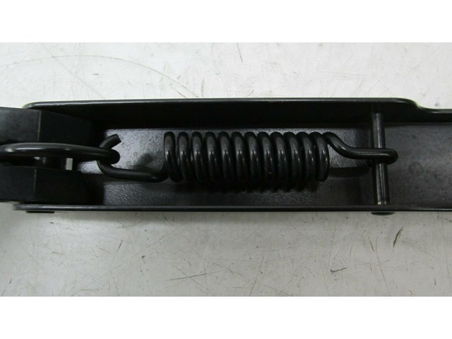 2011-2018 INFINITI M37 Q70 OEM RIGHT FRONT PASSENGER SIDE WINDSHIELD WIPER