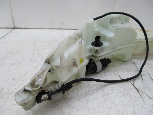 2005-2008 AUDI A6 C6 OEM FRONT WINDSHIELD WIPER RESERVOIR TANK