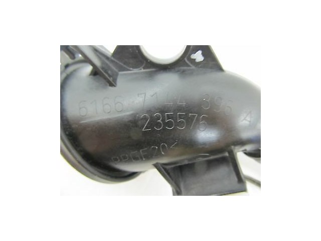  2008-2010 BMW 528xi 535i E60 OEM WINDSHIELD WIPER CLEANING FLUID BOTTLE CONNECT