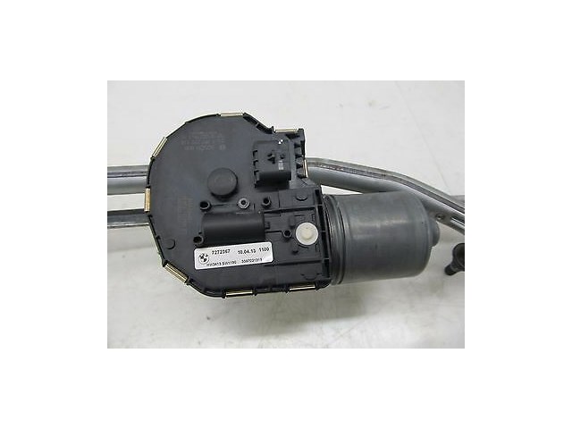 2011-2013 BMW 550i F10 OEM WINDSHIELD WIPER LINKAGE WITH MOTOR ASSEMBLY