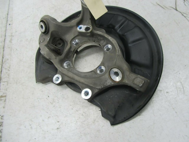 2012-2015 MERCEDES C250 COUPE W204 OEM RIGHT REAR PASSENGER SIDE SPINDLE KNUCKLE