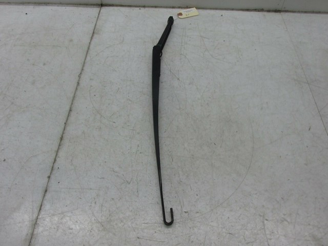 2002-2006 BMW M3 E46 COUPE OEM RIGHT FRONT WINDSHIELD WIPER BLADE ARM